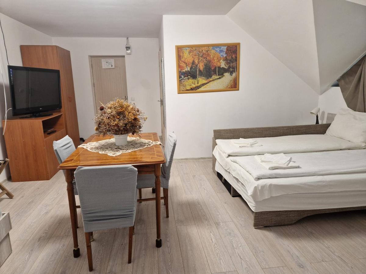Sepsi Relax Hotel Sfantu Gheorghe  Ngoại thất bức ảnh