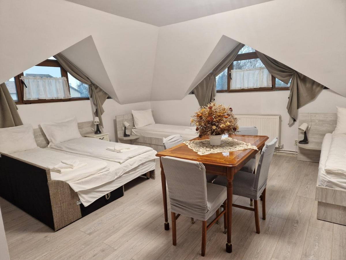 Sepsi Relax Hotel Sfantu Gheorghe  Ngoại thất bức ảnh