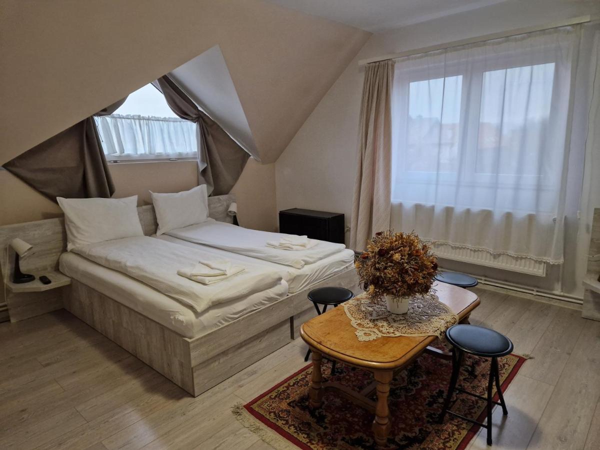 Sepsi Relax Hotel Sfantu Gheorghe  Ngoại thất bức ảnh