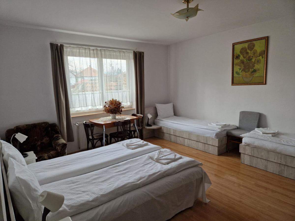 Sepsi Relax Hotel Sfantu Gheorghe  Ngoại thất bức ảnh