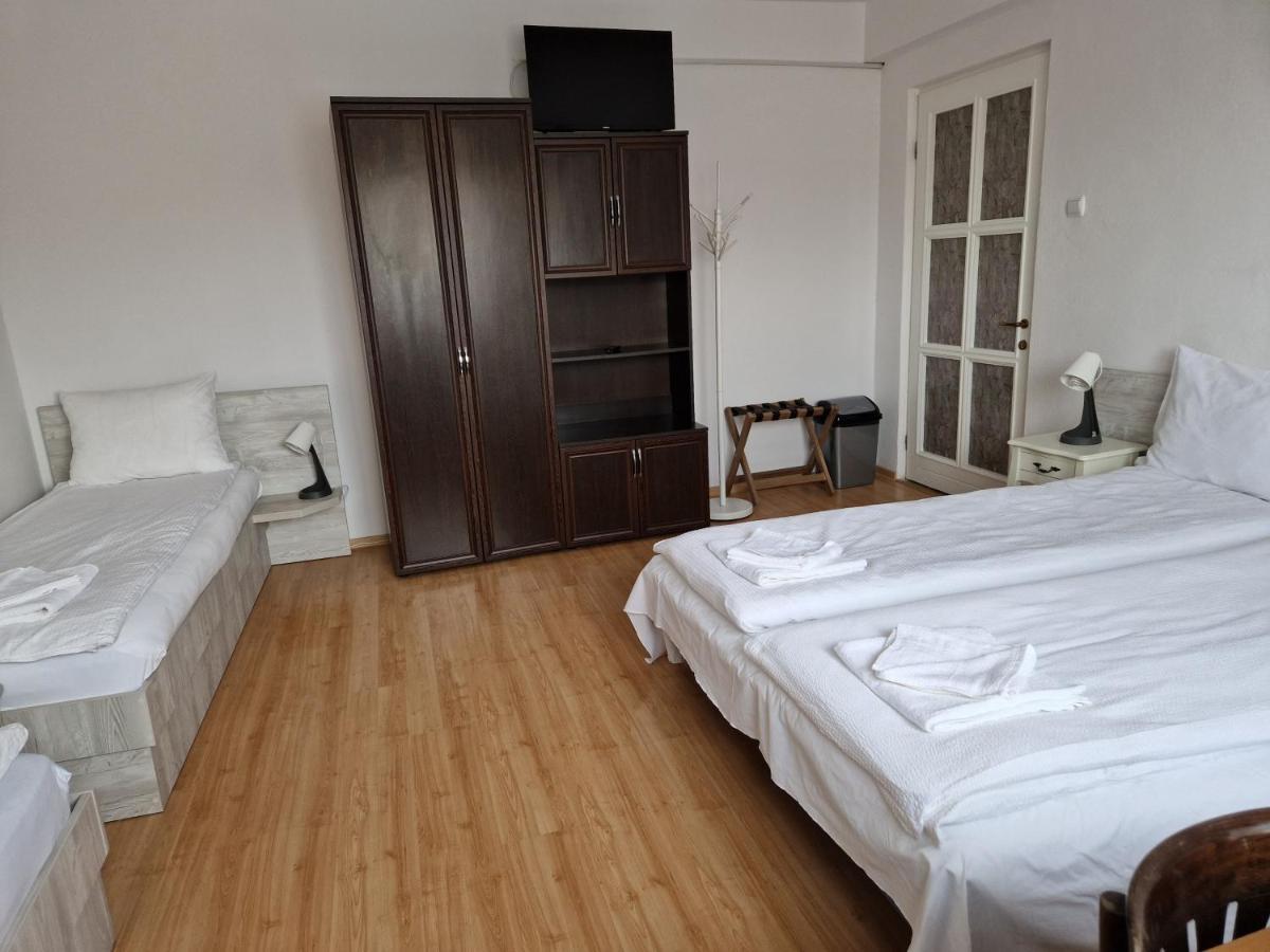 Sepsi Relax Hotel Sfantu Gheorghe  Ngoại thất bức ảnh