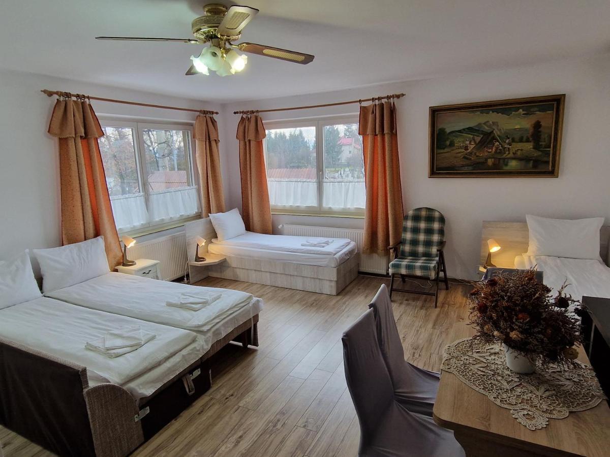 Sepsi Relax Hotel Sfantu Gheorghe  Ngoại thất bức ảnh