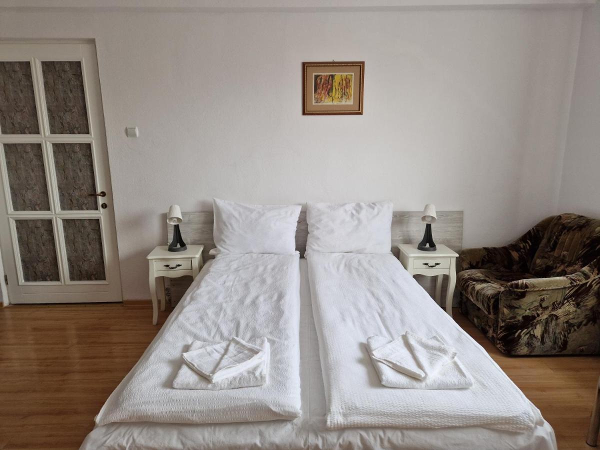 Sepsi Relax Hotel Sfantu Gheorghe  Ngoại thất bức ảnh