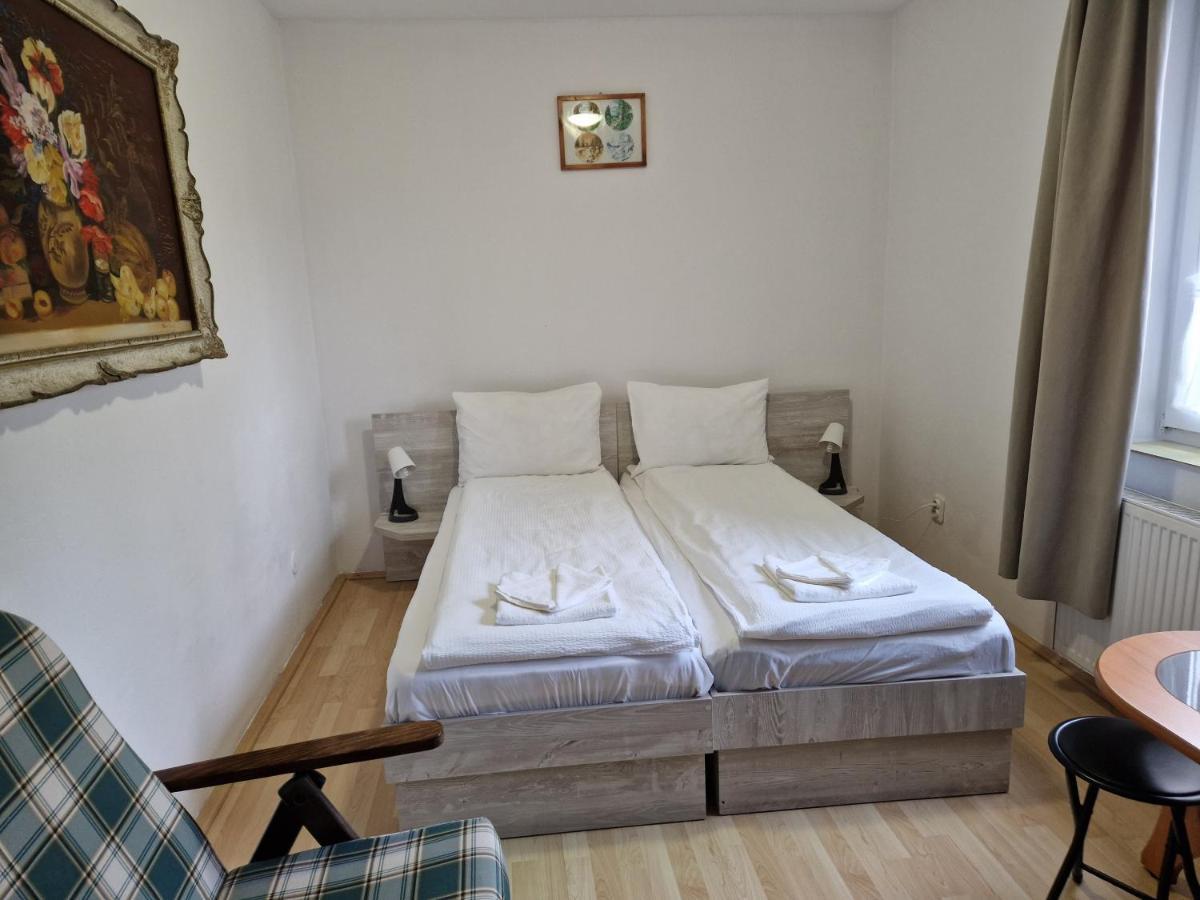 Sepsi Relax Hotel Sfantu Gheorghe  Ngoại thất bức ảnh